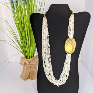💎3/$15 Whte/Gold beaded multi-strand necklace